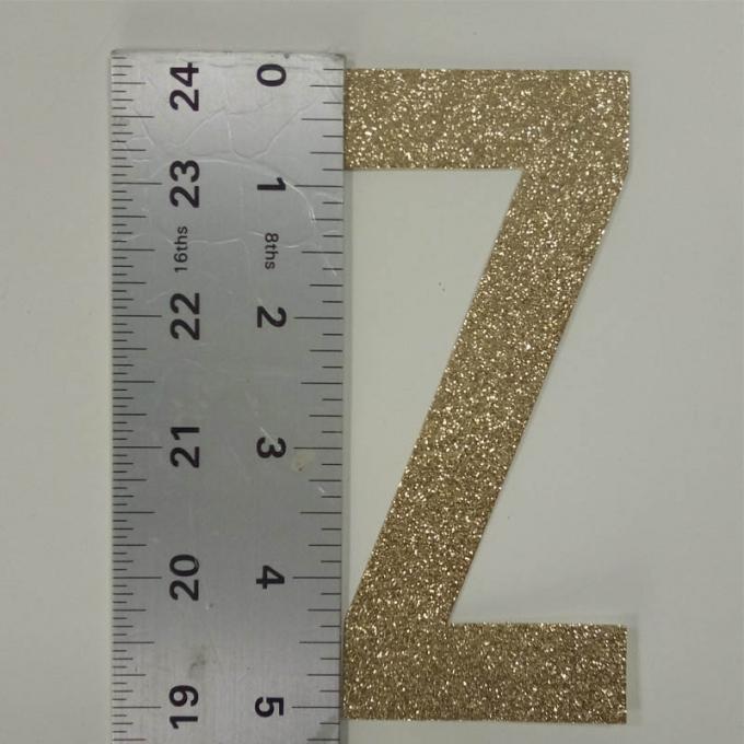 手紙Zはカード作成のための大きいきらめきの泡の手紙300gsmのきらめきのペーパーを型抜きしました