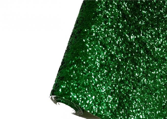 居間の緑のきらめきの物質的な家の装飾のEcoの友好的な泡材料